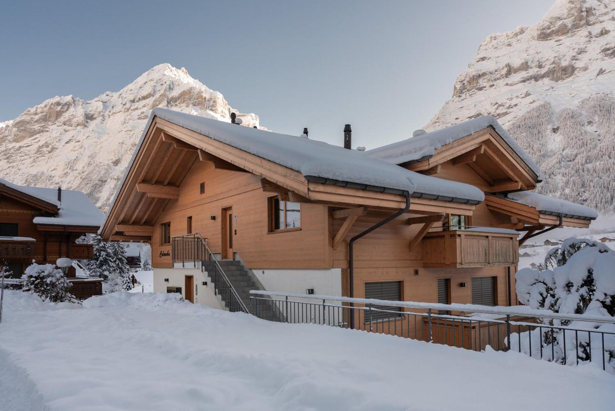 Chalet Alia And Apartments-Grindelwald By Swiss Hotel Apartments Exterior photo