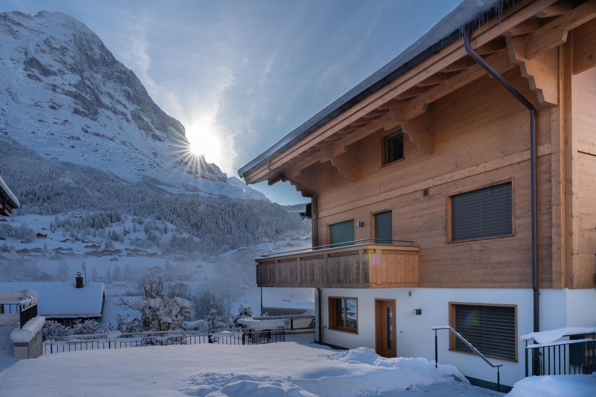 Chalet Alia And Apartments-Grindelwald By Swiss Hotel Apartments Exterior photo