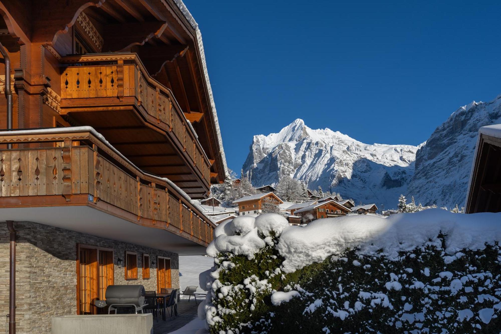 Chalet Alia And Apartments-Grindelwald By Swiss Hotel Apartments Exterior photo